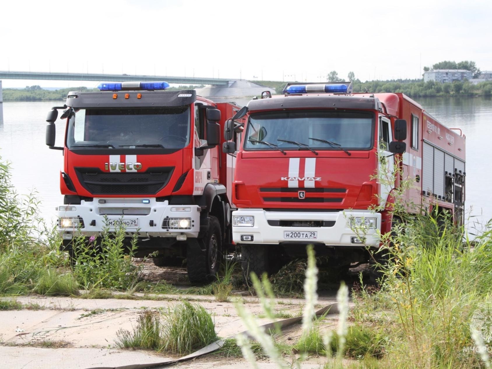 В Архангельске ликвидировали условный пожар на крупном деревообрабатывающем  предприятии