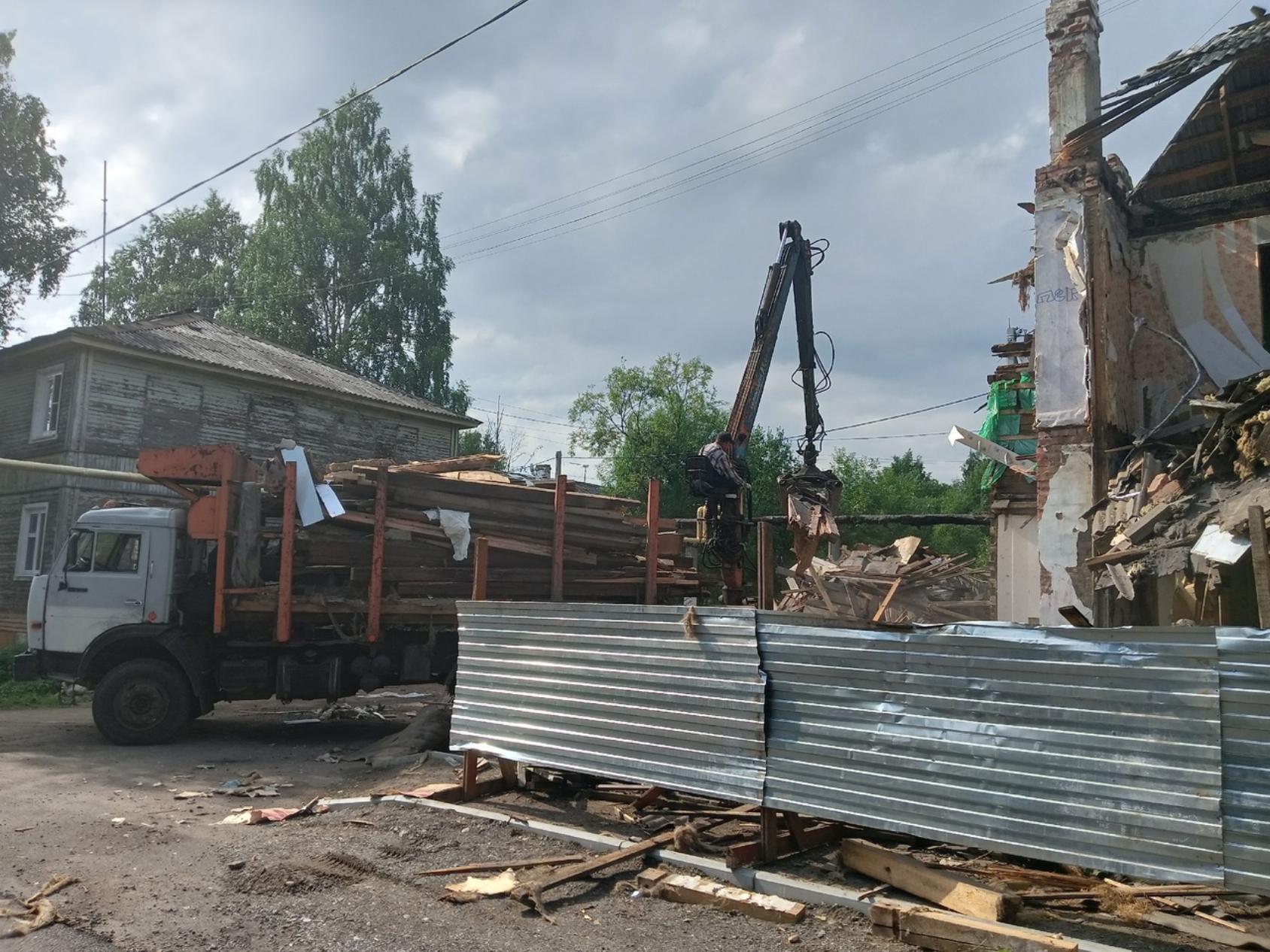 В Архангельске обнародовали перечень подлежащих сносу домов в Северном  округе