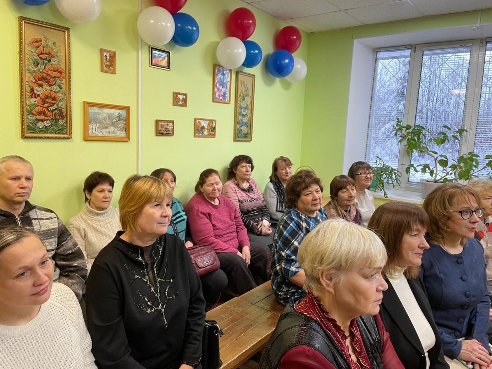 В Няндоме открылся седьмой в Архангельской области Центр общения старшего  поколения