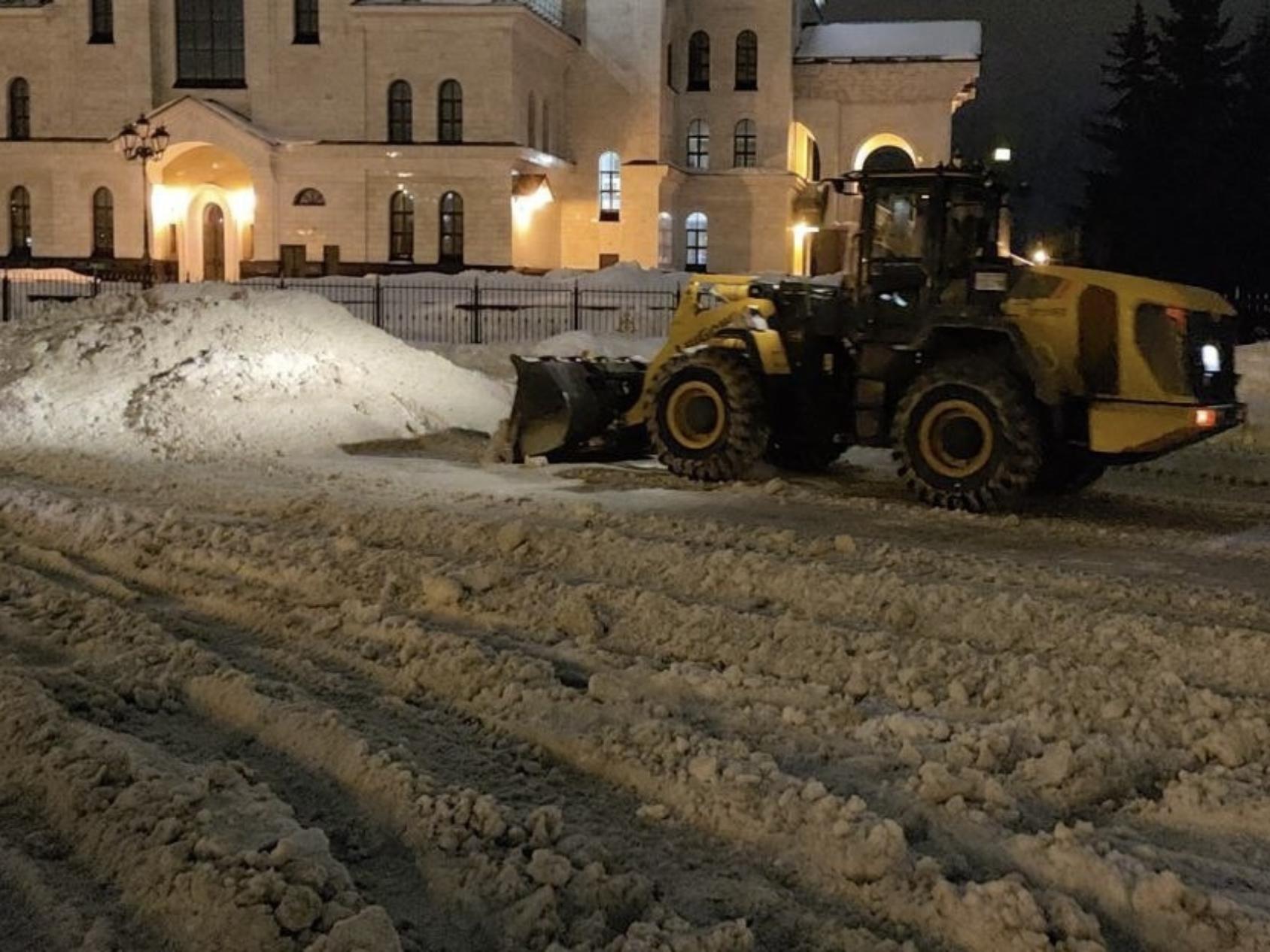 В Архангельске на неделю с улиц города вывезли более 11 тысяч тонн снега