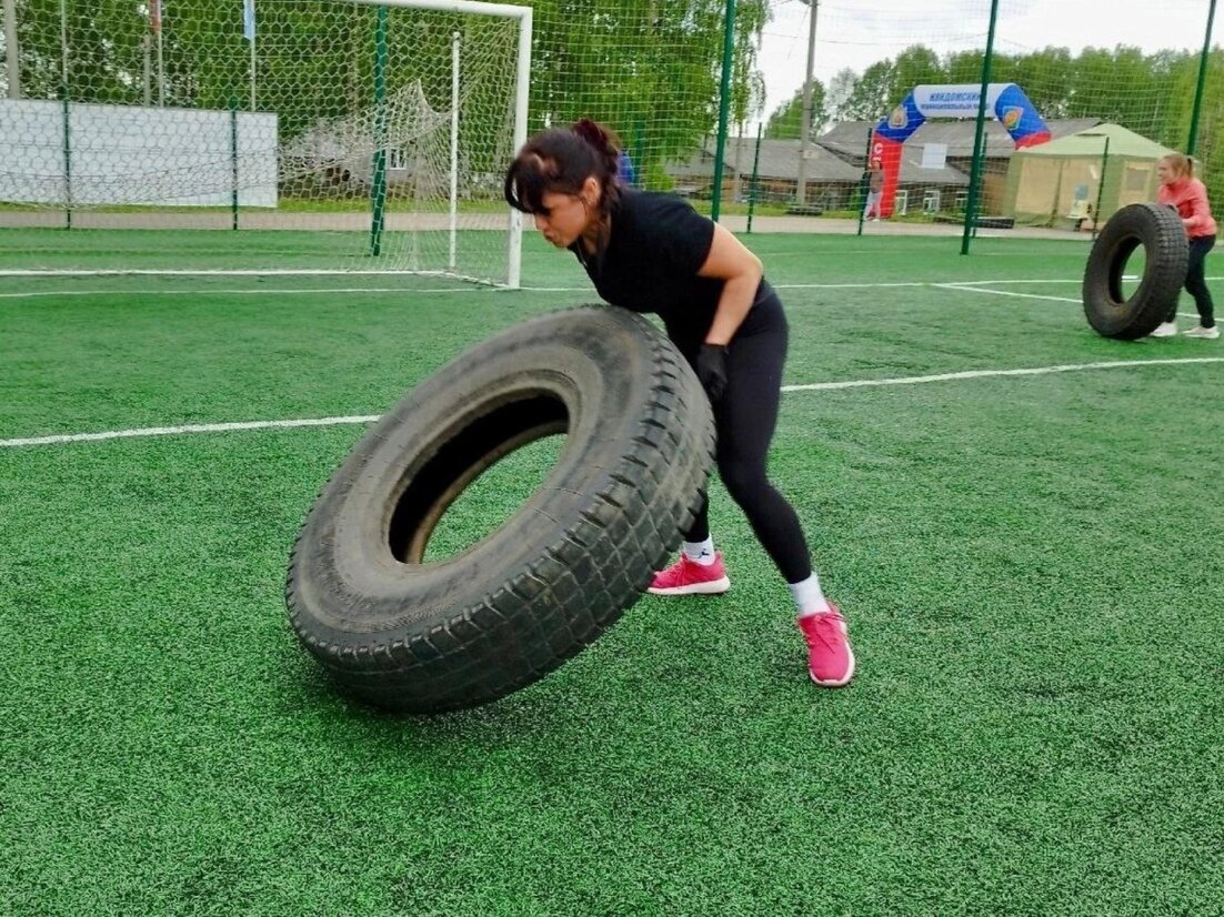 Спортивная земля