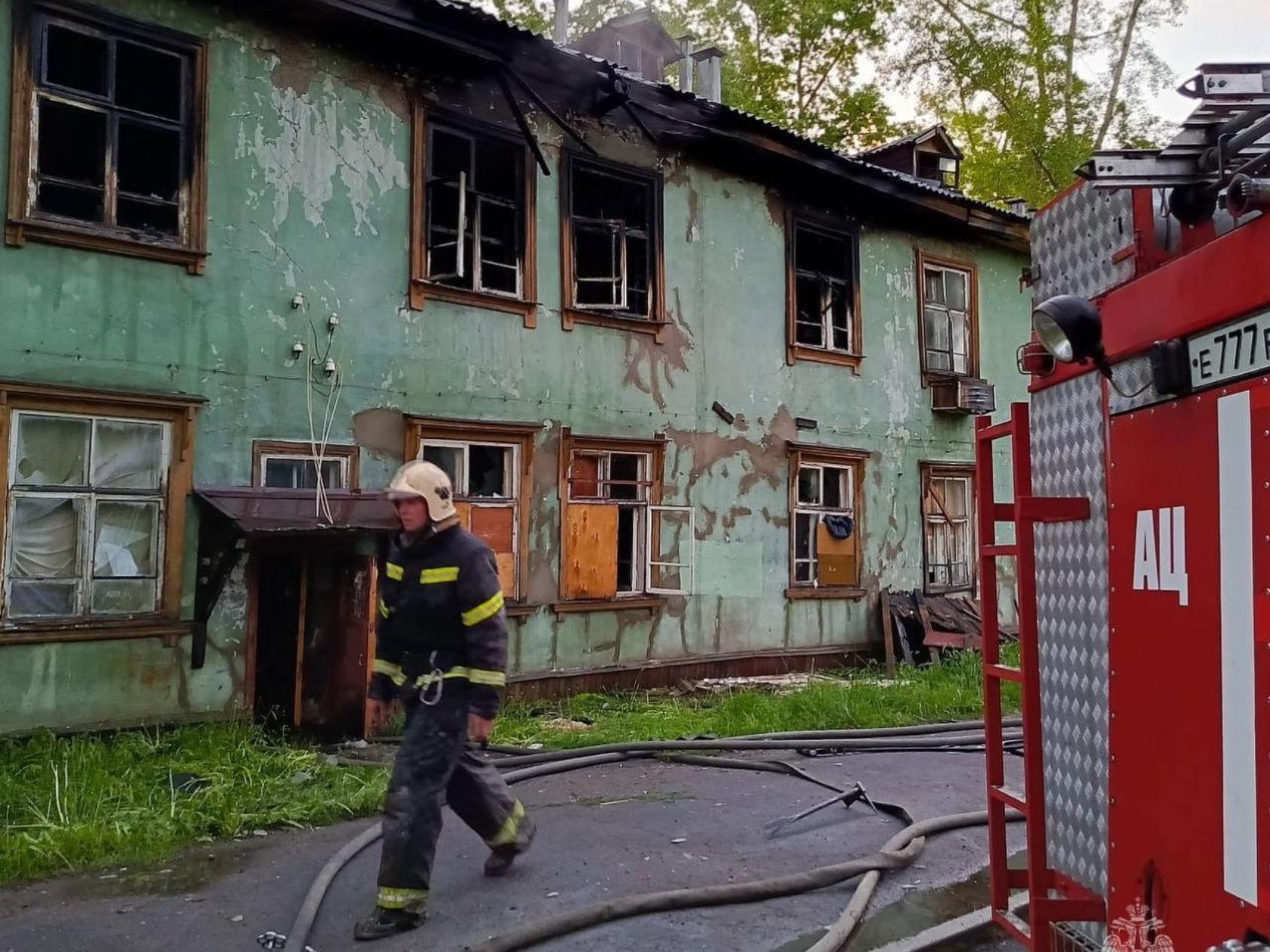 В Северодвинске за сутки ликвидировано два пожара в нежилых домах