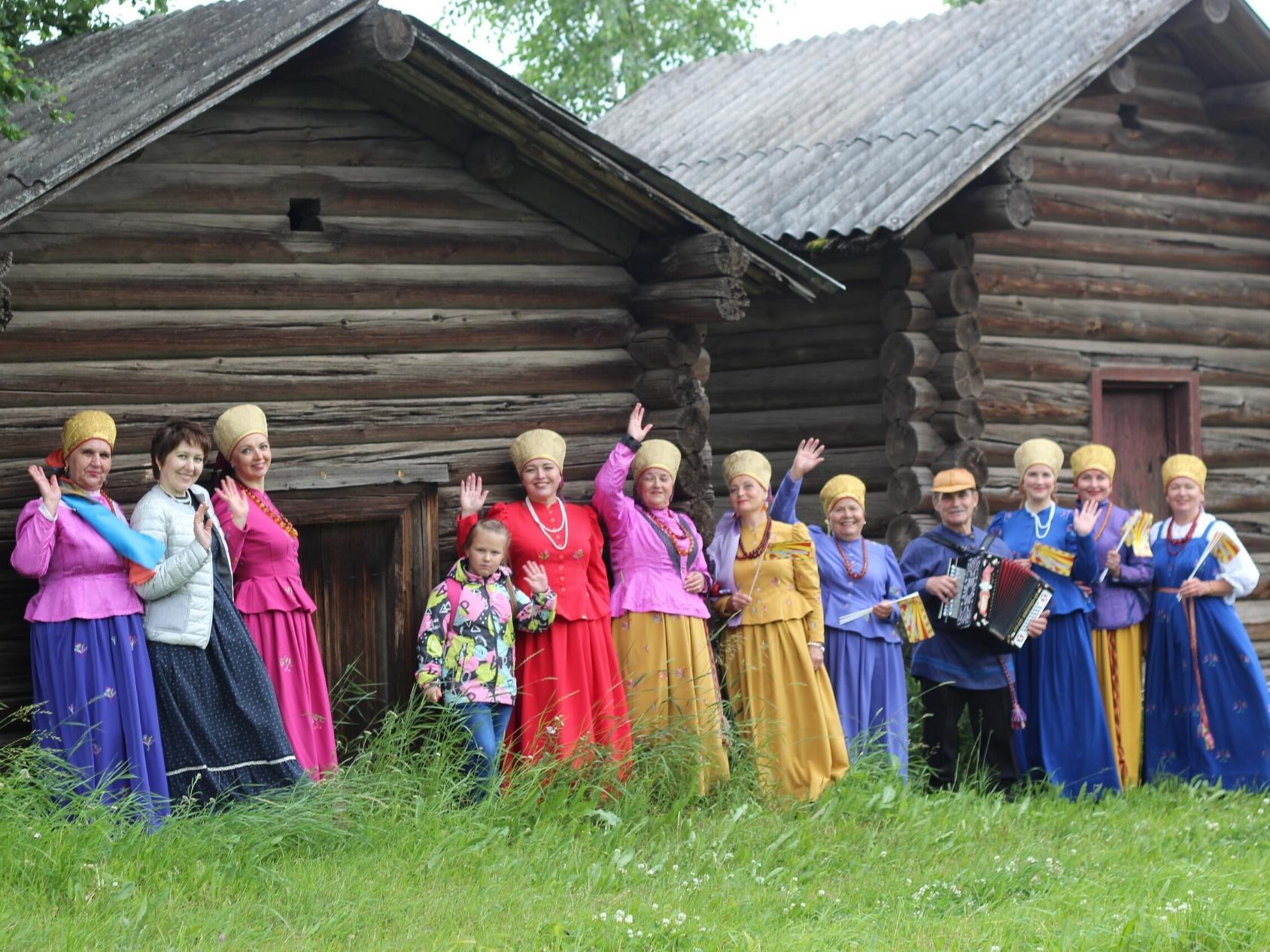 Фото Карпогорского Дома народного творчества