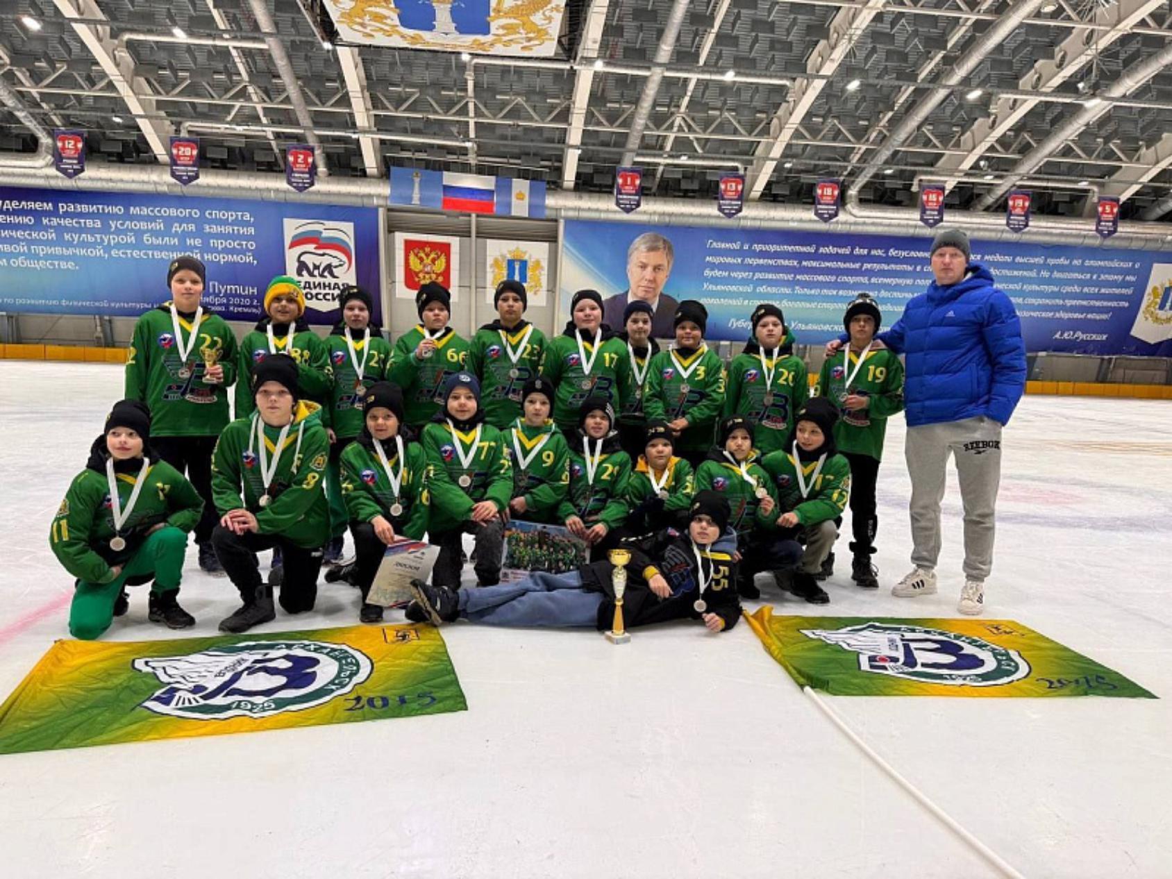 «Водник-2015» завоевал серебро на всероссийском турнире памяти Владимира Монахова