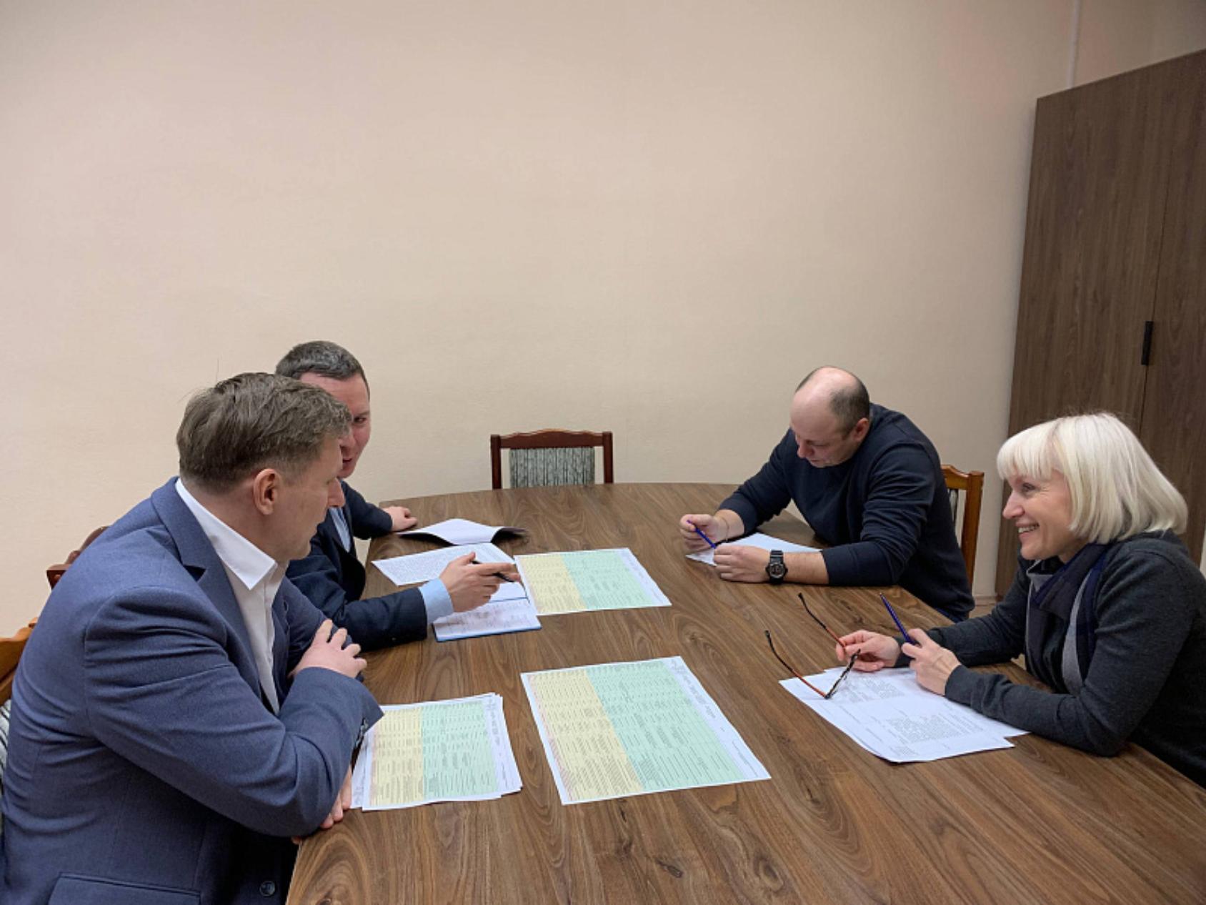 Участник программы «Защитники. Под крылом Архангела» Сергей Поляков проходит стажировку в министерстве транспорта региона